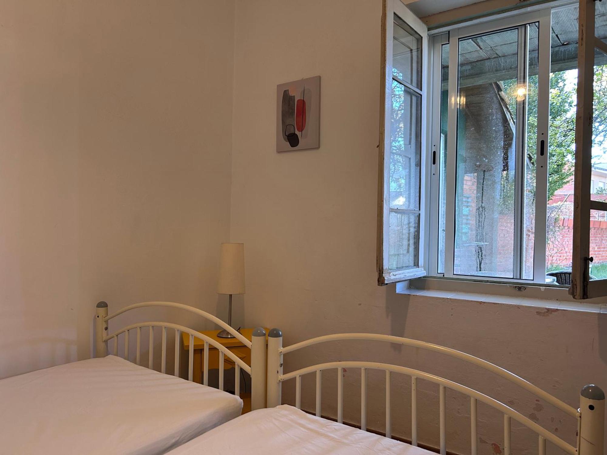 Peregrinos La Casa Hostal *